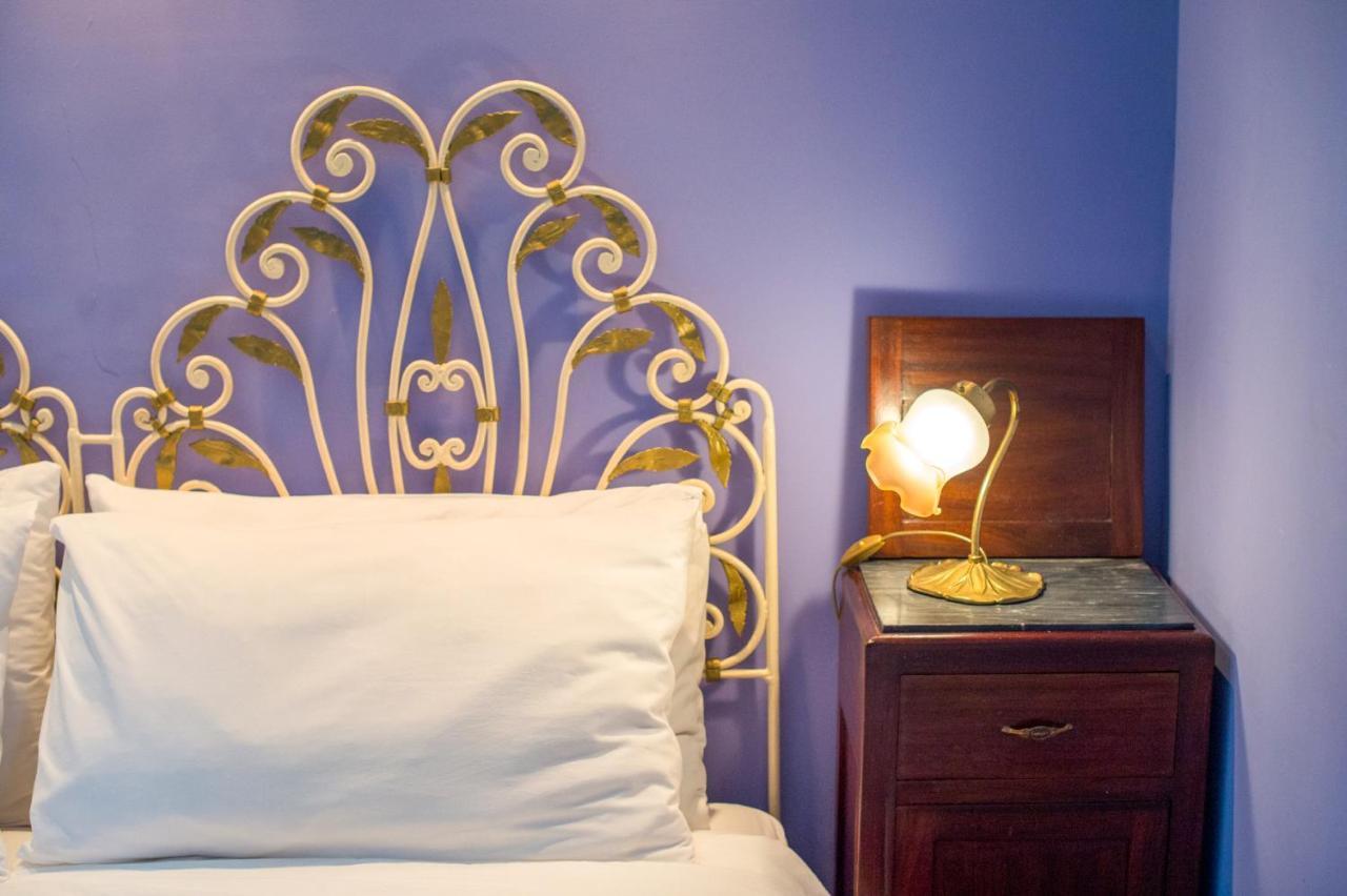 The Palace B&B And Apartments Santo Stefano di Camastra Exteriör bild