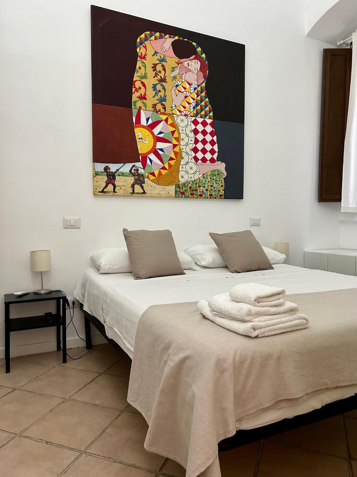 The Palace B&B And Apartments Santo Stefano di Camastra Exteriör bild